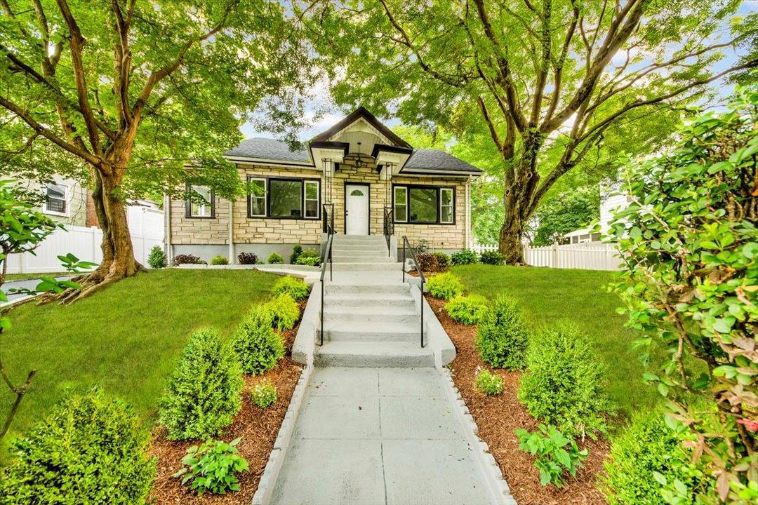Refreshed, oversized cape home on an oversized lot in the Homefield Runyon Heights neighborhood of Yonkers.