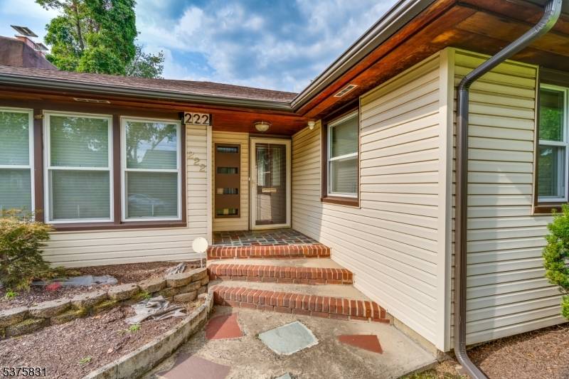 Don't miss this one ! This 3 bedroom, 2.