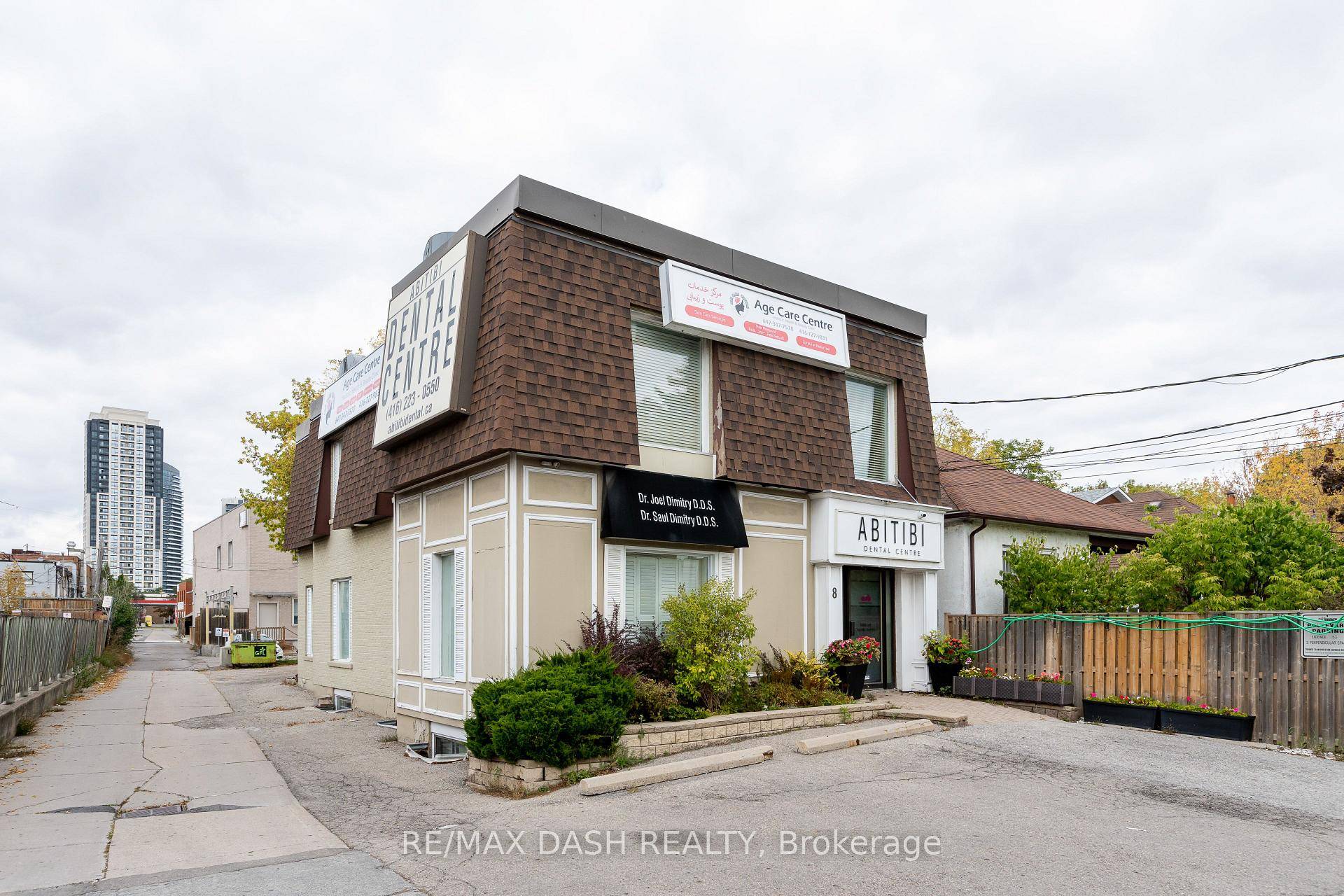 DENTAL OFFICE SPACE FOR LEASE.