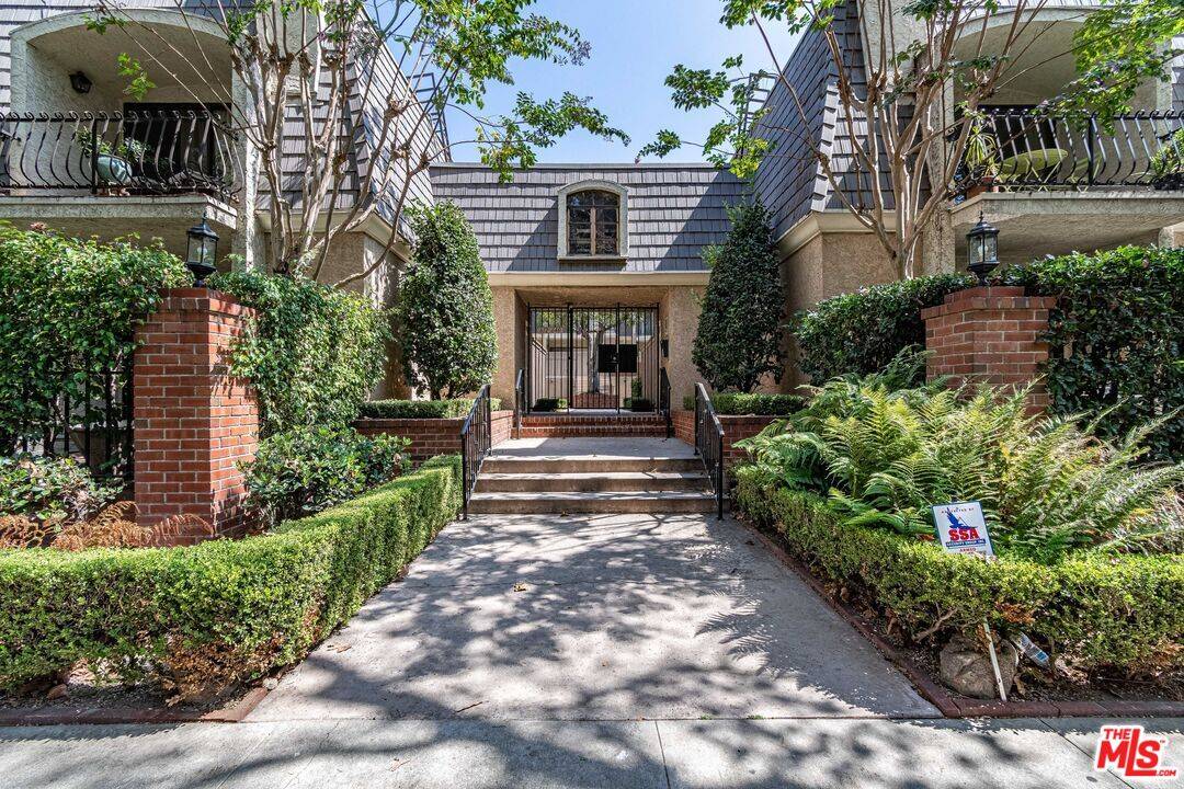 624 Wilcox Ave 2BR Mid Wilshire La