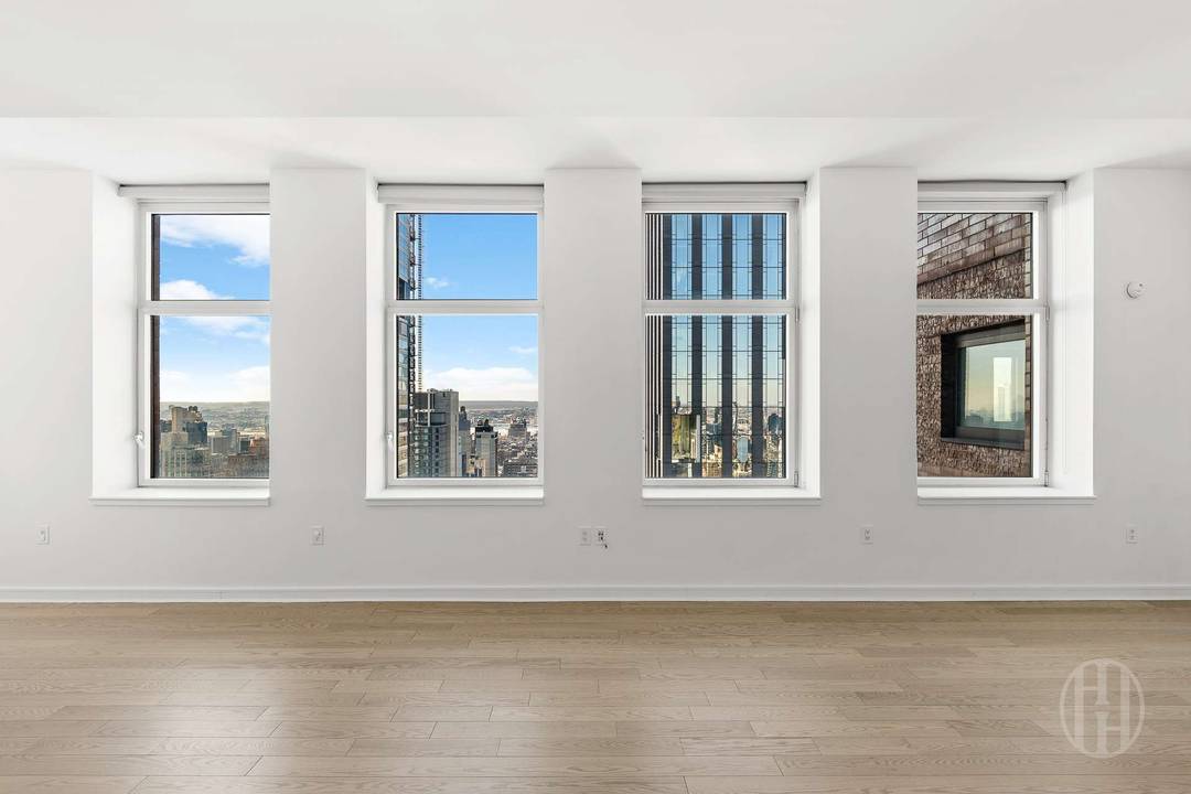 Perched high above Manhattan on the 50th floor, Residence 50B at The Sky House delivers dramatic, awe inspiring views that redefine city living.