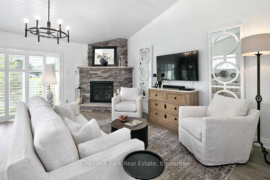 Spectacular home ! This fully renovated and affordably priced end unit with over 1400 square feet is a showstopper, move in ready and hassle free lifestyle.