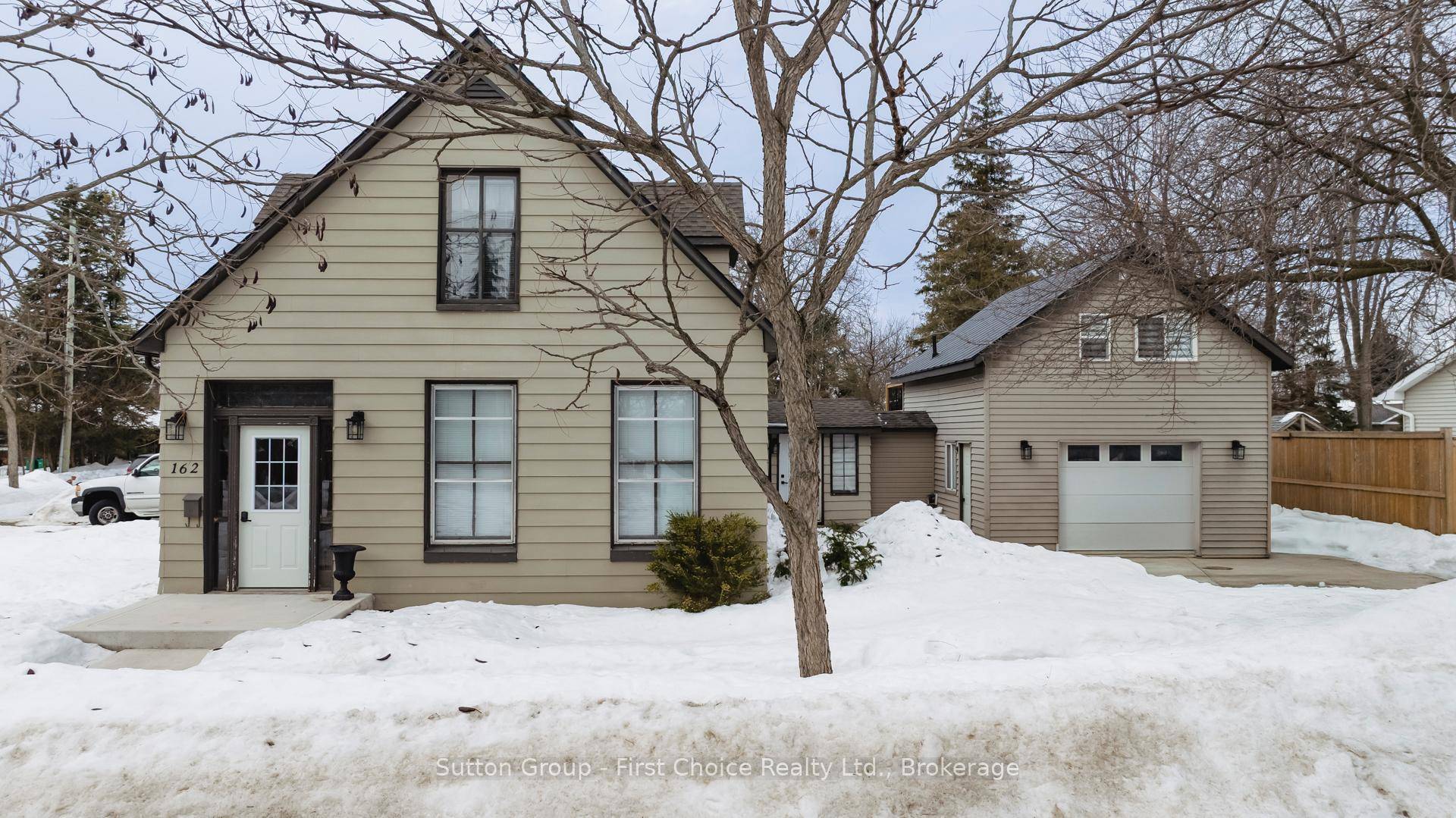 Welcome to 162 Wellington St S, Goderich.