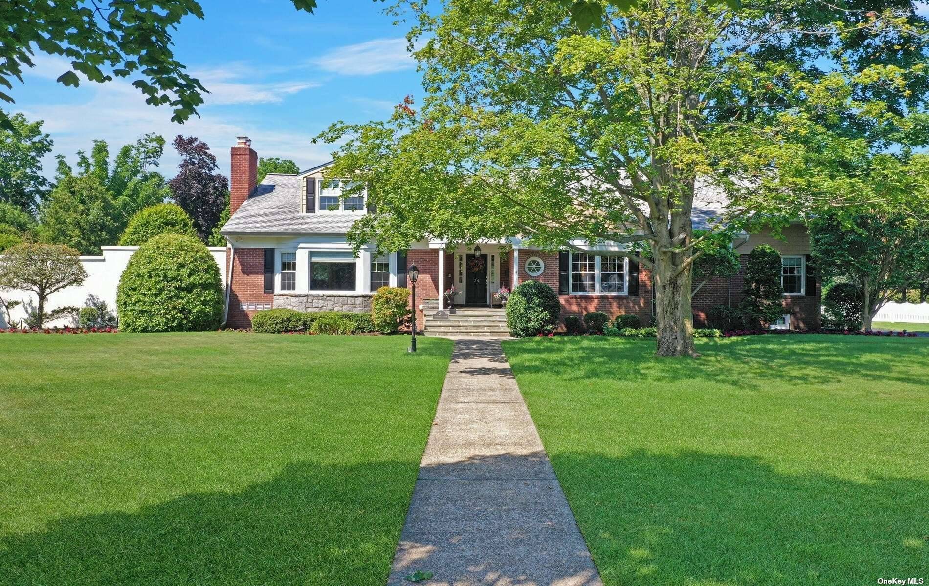 Beautiful Expanded Ranch on an exceptional 1.