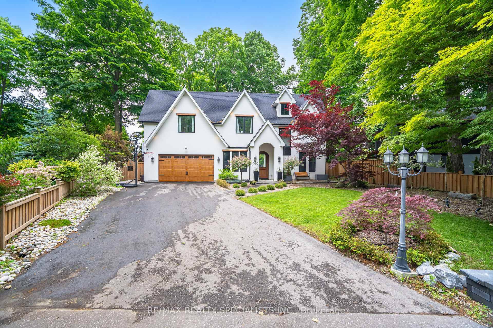 Stunning custom built, marble counter tops and herringbone flooring, fully furnished executive home on a quiet, tree lined street in one of the area's most prestigious neighbourhoods.