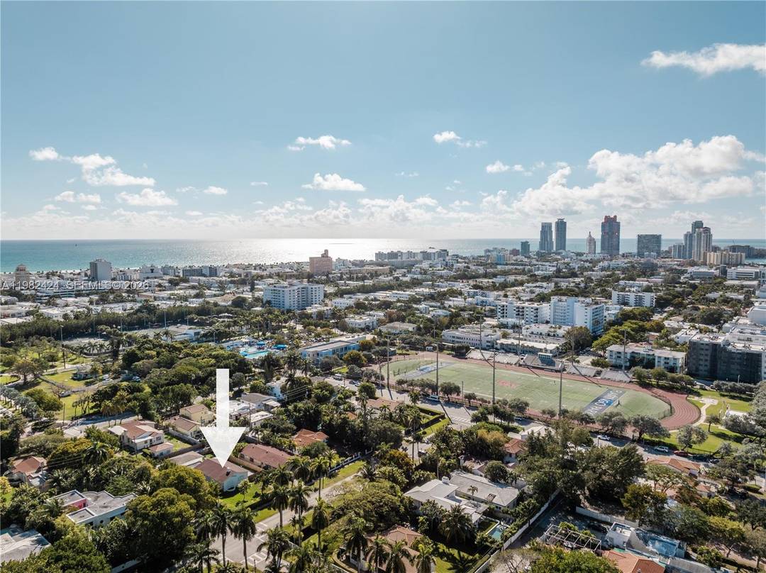 Prime spacious lot in the heart of Miami Beach.