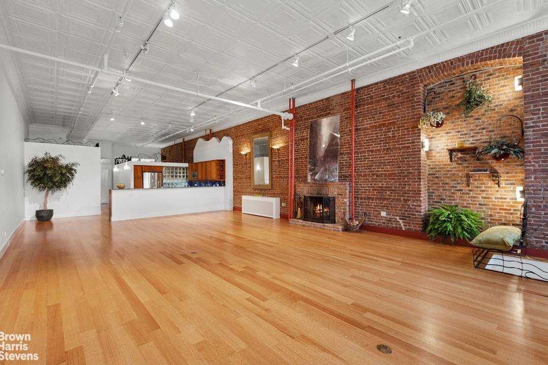 An extraordinary Park Slope residence that defies expectation.