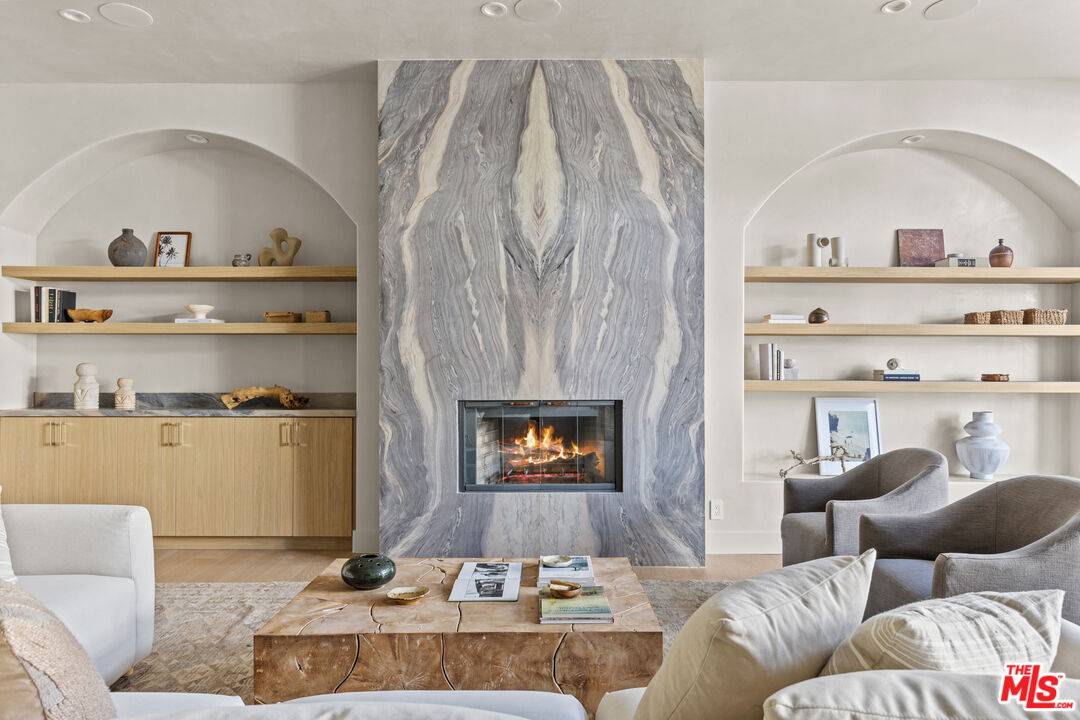 18   Voyage St 3BR Marina Del Rey La