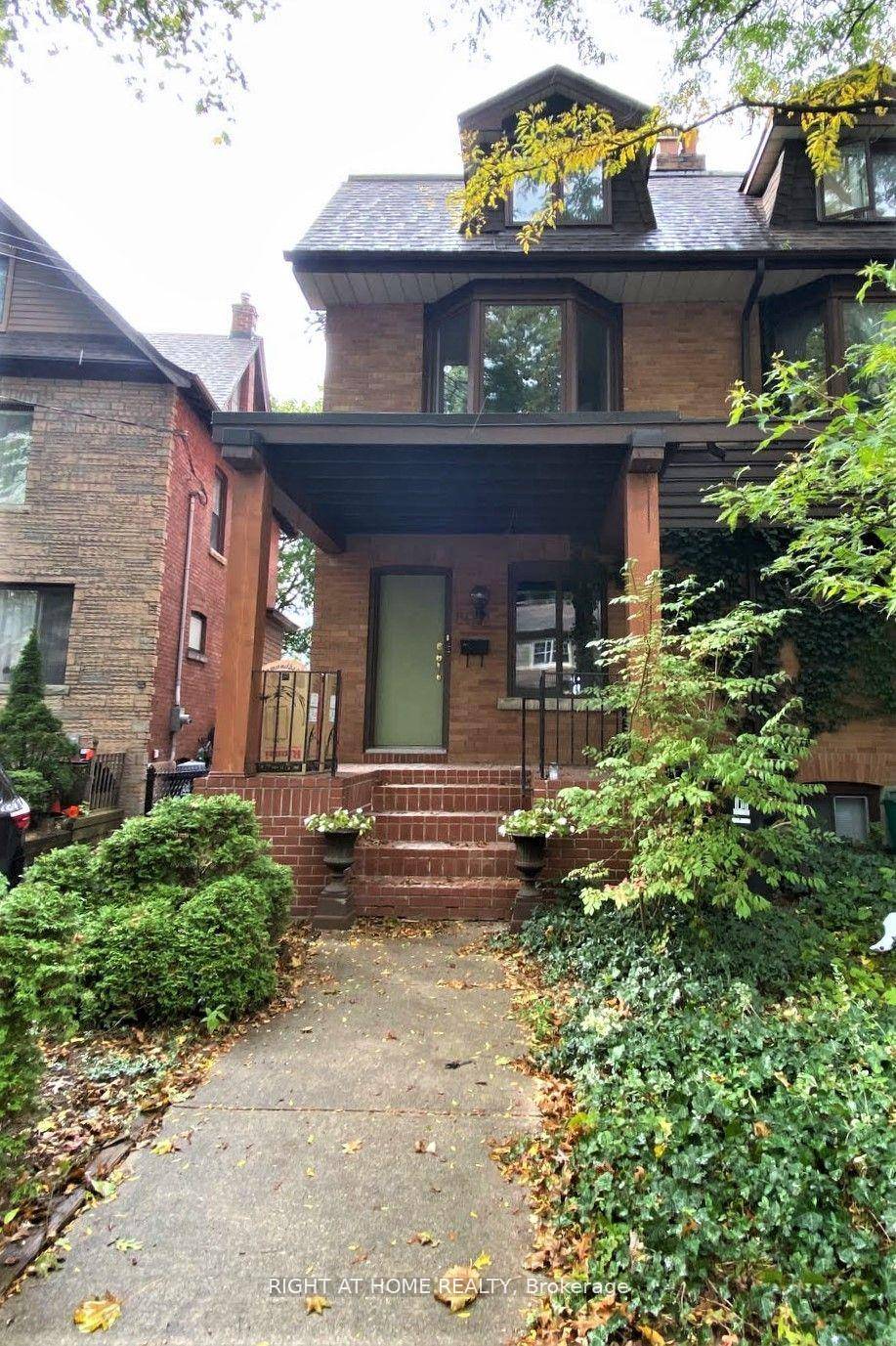 Bright and very spacious 3 Bedroom 1 2 Main Lower level unit in desirable High Park with great outdoor space !