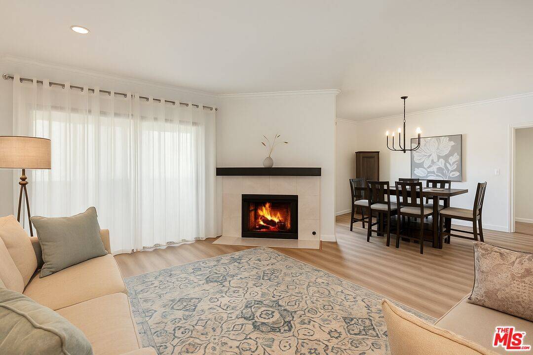 828  S Bedford St 2BR Beverlywood La