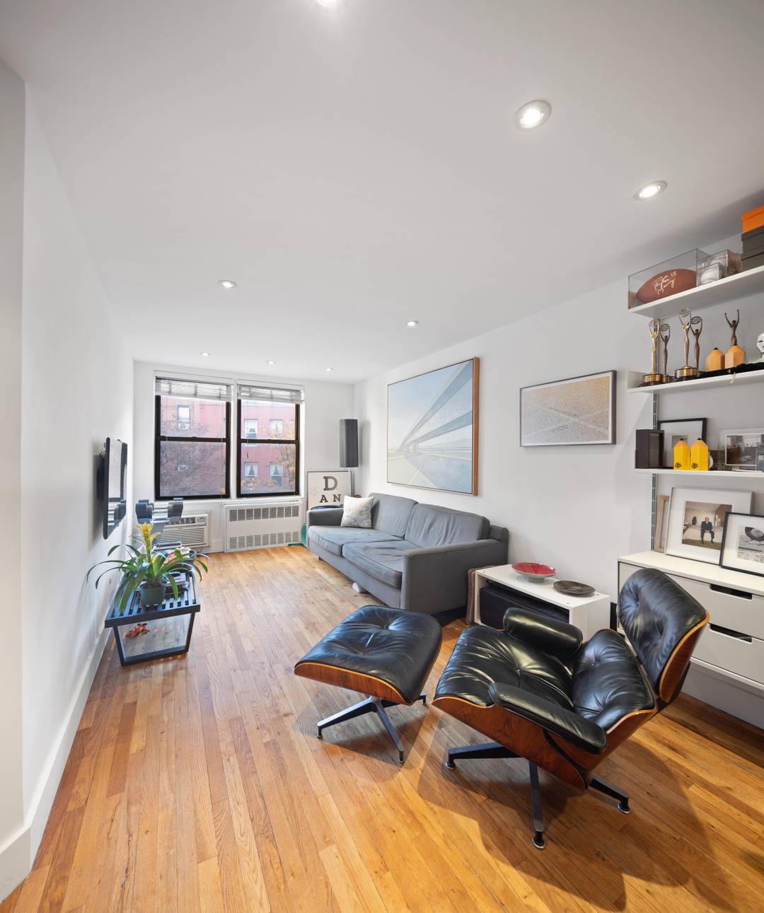 Welcome to your new West Village oasis at 165 Christopher Street, Unit 3N !