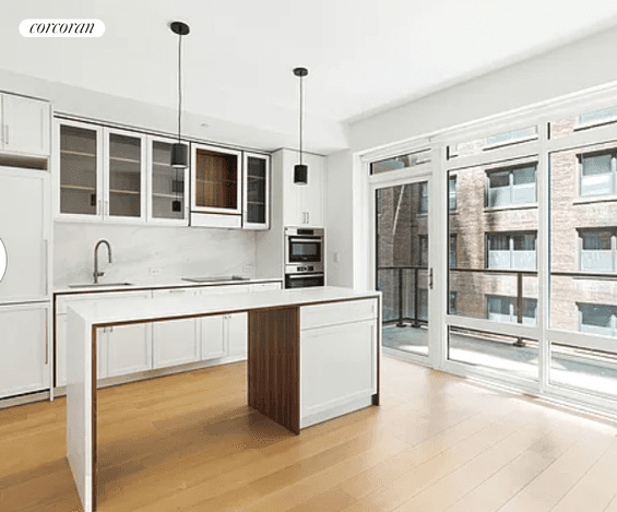 Stunning 1 bedroom apartment available for immediate move in Unit is avail as a furnished unit or unfurnished Renovated Superb Views Exceptional Light Private Outdoor Space Washer Dryer in Unit ...
