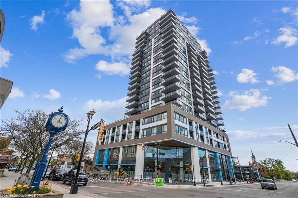 A unique opportunity awaits you at the Gallery Condos amp ; Lofts in the heart of downtown Burlington !