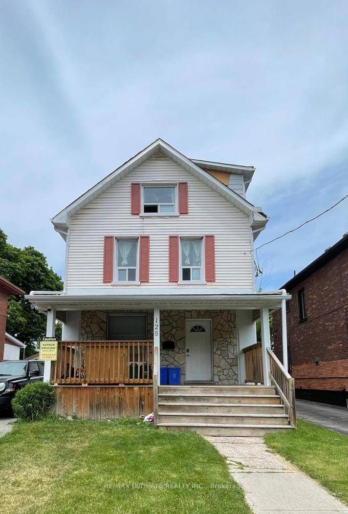 Legal Duplex This Large 6 Plus 1 bedroom multi unit 2, 415 Sq Ft 2.