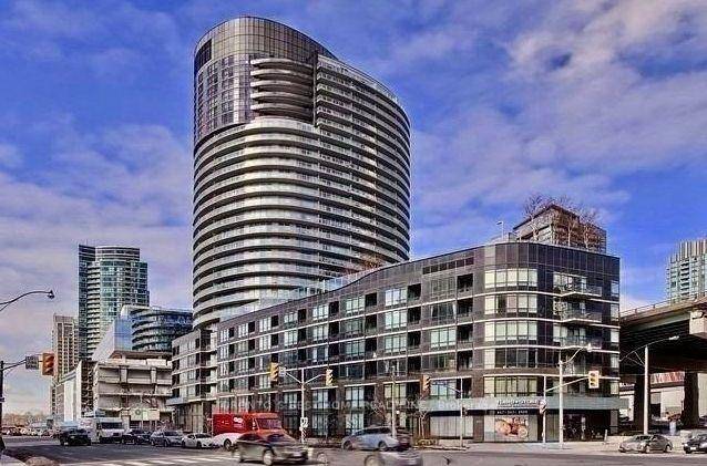 Shared Accommodation, 2nd Bedroom In Two Bedrooms Unit Privet amp ; Separate With Own 3Pc Washroom, Very Bright And Spacious, Newer Flooring.