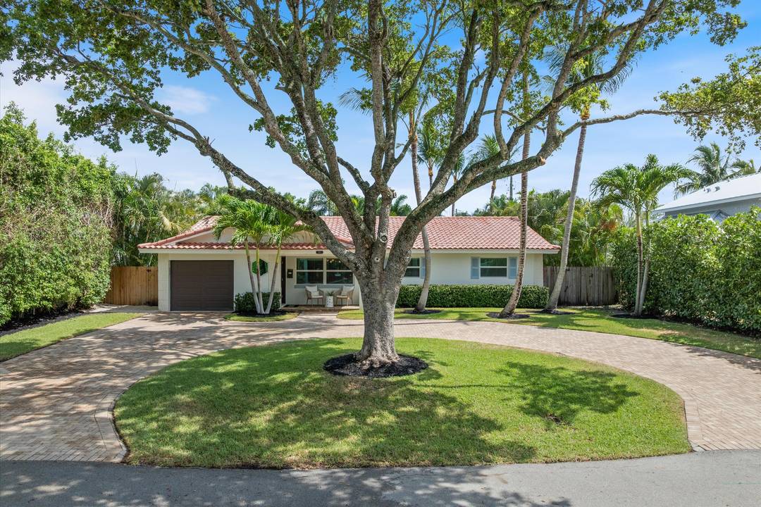 Welcome to your perfect oasis in Delray Beach !