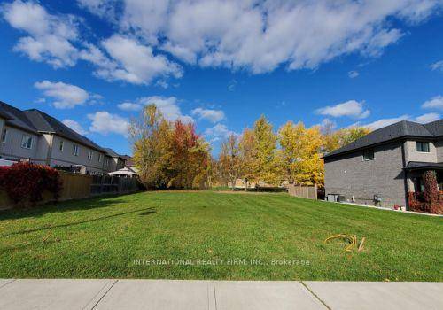 Incredible opportunity in beautiful Binbrook priced !