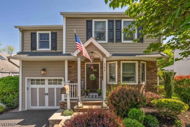This exquisitely maintained 4 bedroom, 2.