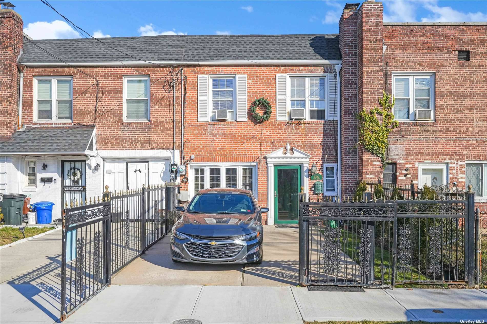 Welcome to your dream home in the heart of Hollis !