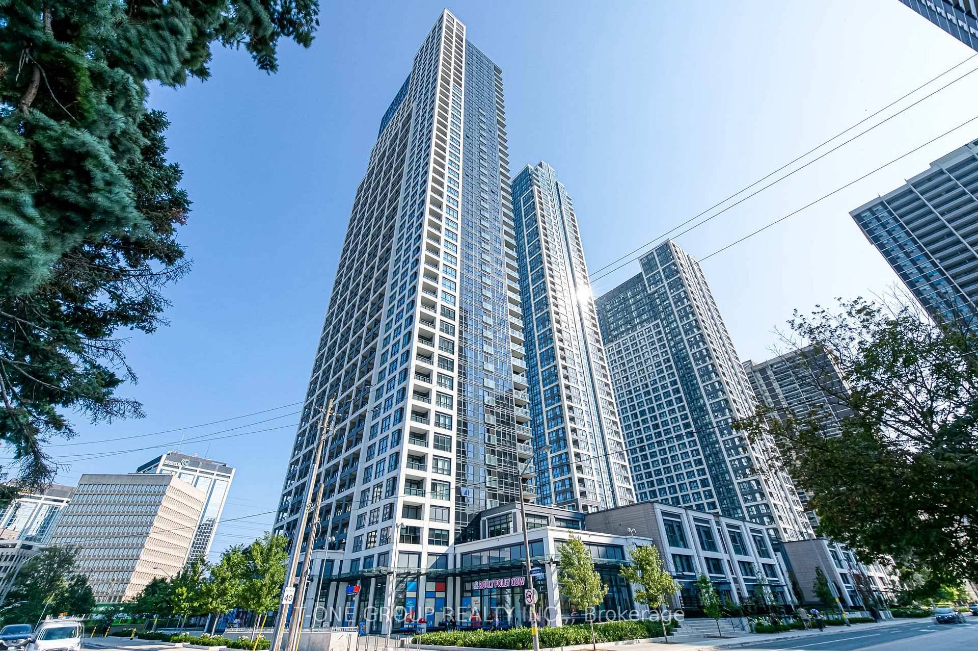 This bright 2 1 bedroom suite at Tridels prestigious Bloor Promenade offers stunning CN Tower and lake views, modern finishes, wide plank laminate floors, a sleek stainless steel kitchen, and ...