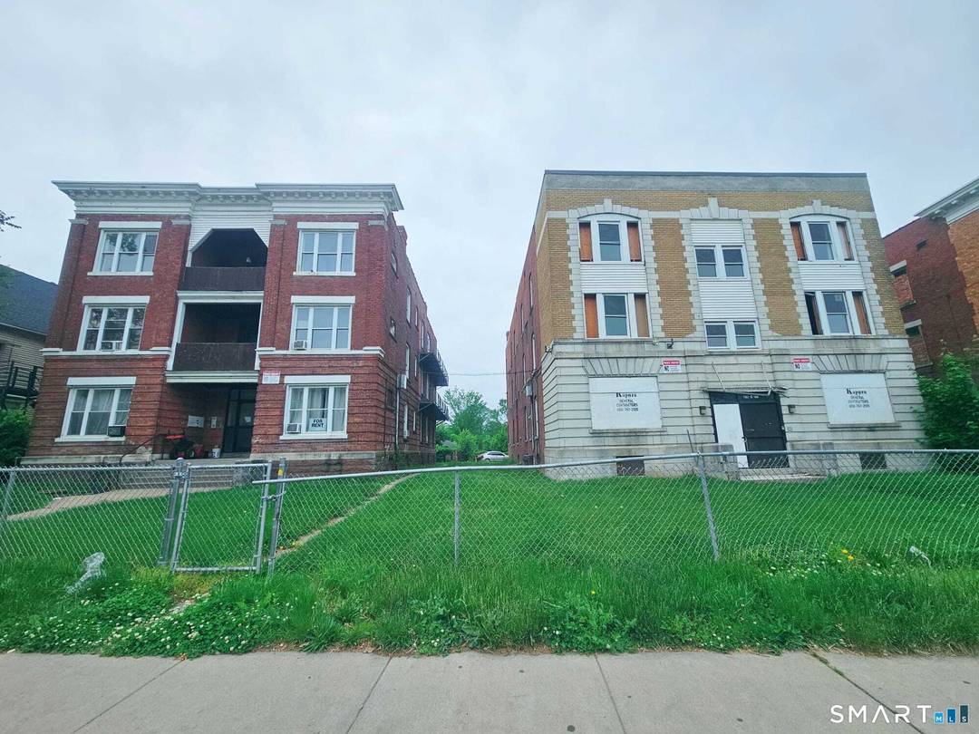 Great investment opportunity in the highly desirable South End !