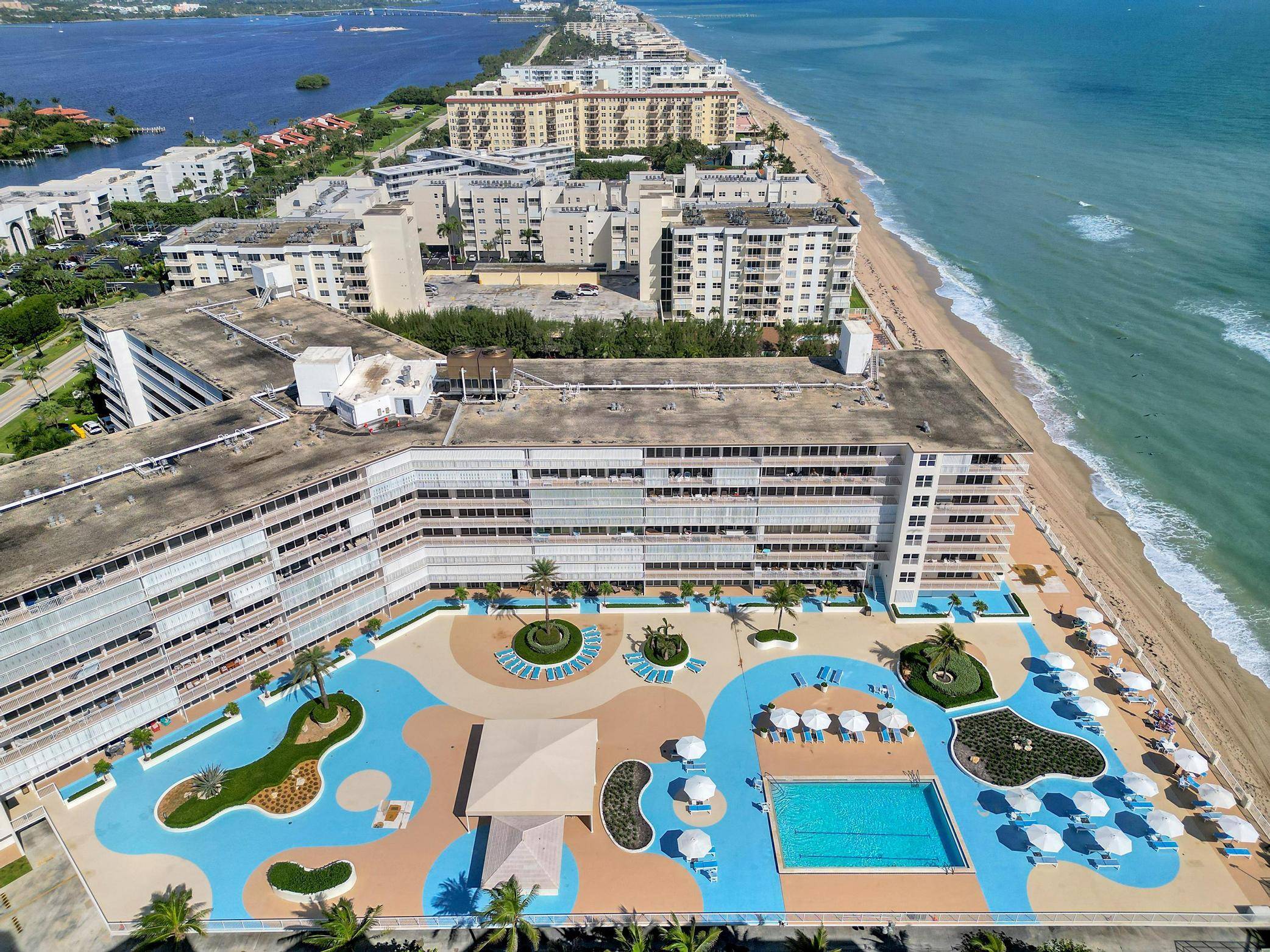 This beautifully renovated seasonal unit is directly on the ocean, offering stunning views and a luxurious living experience.