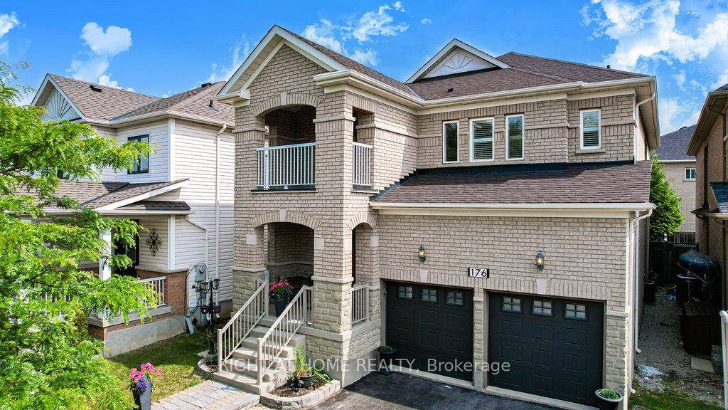 Welcome To 176 Cooke Crescent In Miltons Sought After Dempsey Neighbourhood A Quiet, Family Friendly Street Steps From Top Rated Schools, Parks, And Amenities.
