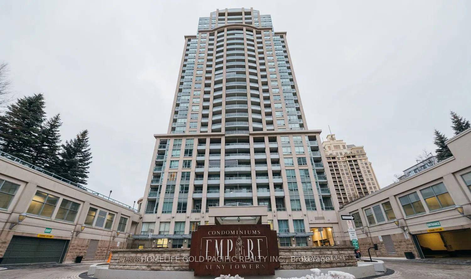 Welcome to this beautifully maintained unit located in the heart of North York, offering breathtaking west facing views that flood the space with natural light.
