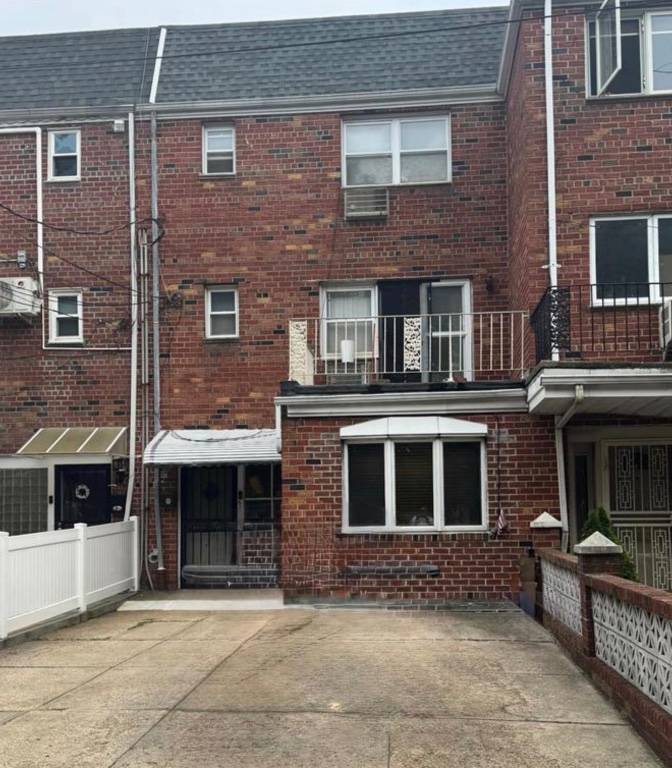Welcome to this unique large 1 brick family home facing Juniper Valley Park.