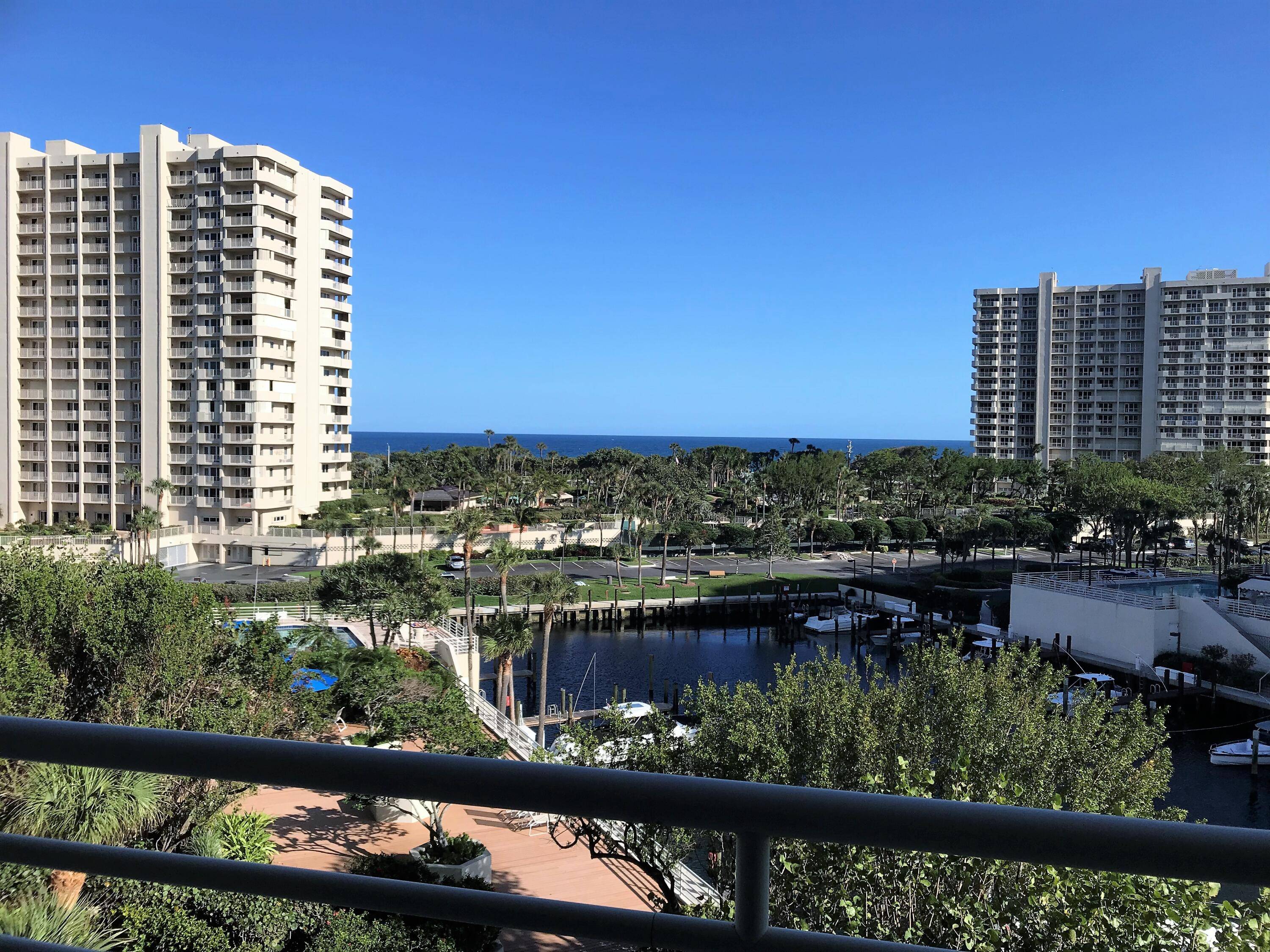 AMAZING PANORAMICOCEAN, MARINACITY and INTRACOASTAL.