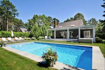 Beautiful Three Bedroom Wainscott Home