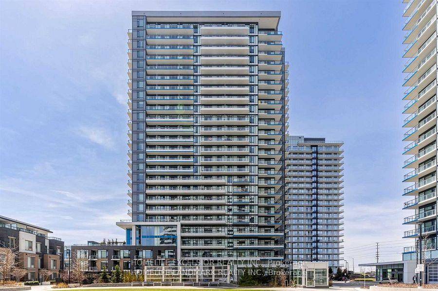 Fantastic Location In Central Erin Mills.