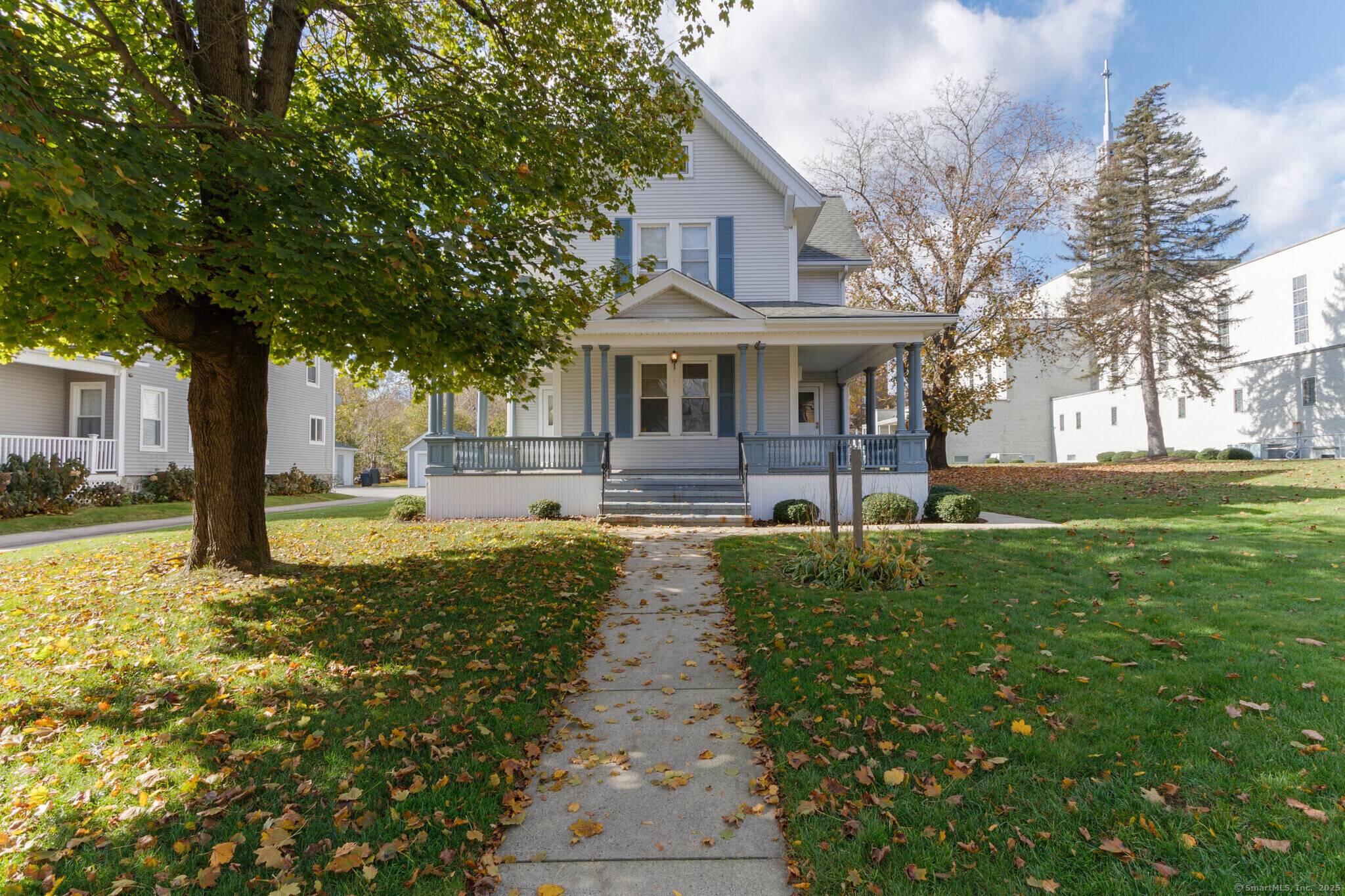 The property is ideal for residential use or combination home business use.