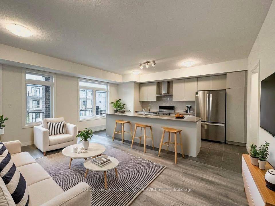 Discover a pristine 3 bedroom stacked condo townhome nestled in the sought after Solterra neighbourhood of Guelph.