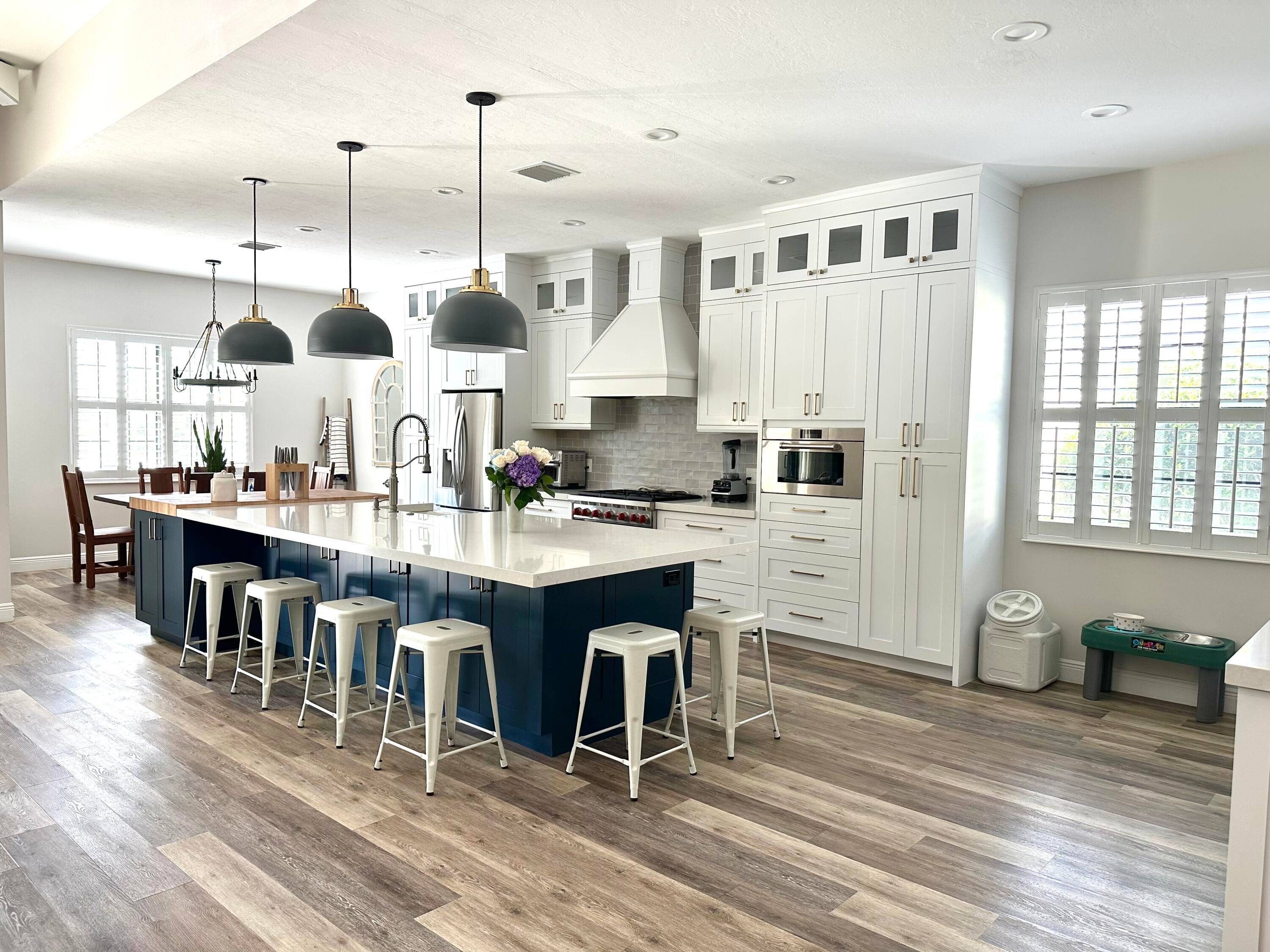 Stunning, move in ready home in the heart of Wellington !