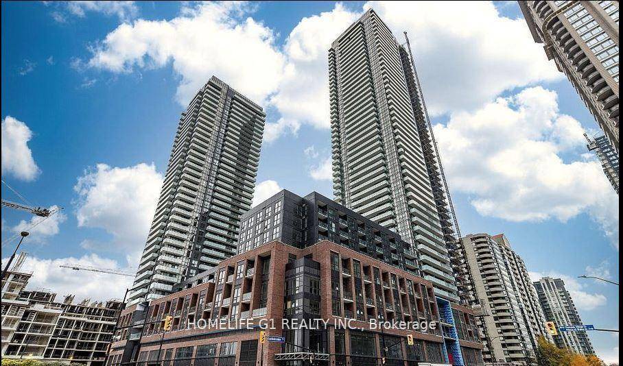 Brand new, never occupied 2 bedroom, 2 bathroom condo located in the heart of Downtown Mississauga just steps away from Square One, Celebration Square, top dining spots, and lively bars.