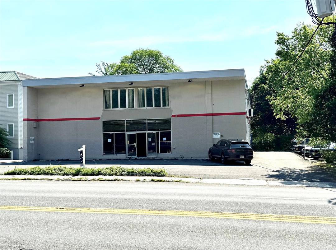 KEY PROPERTY INFORMATION 8, 620SF Freestanding Building Front and Rear Onsite Parking Located in Prime high traffic count 75 Foot Post Road frontage Zoning Business Residential B R Convenient to ...
