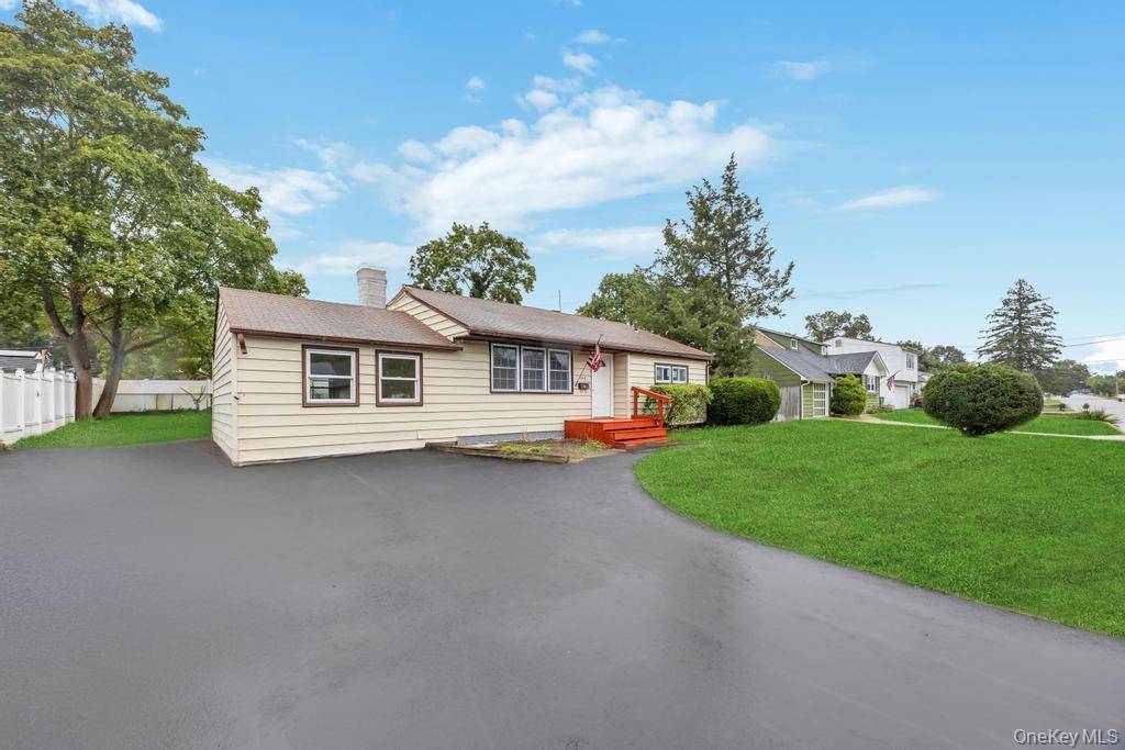 Charming Ranch in Brentwood, Newly Renovated Ranch that blends space, comfort, and practicality.