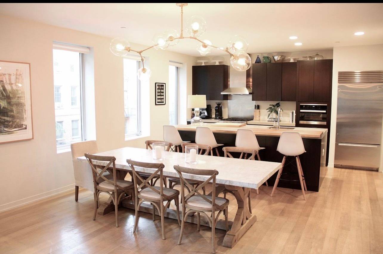 Incredible space with the perfect layout combined with modernism and stunning double height ceilings.