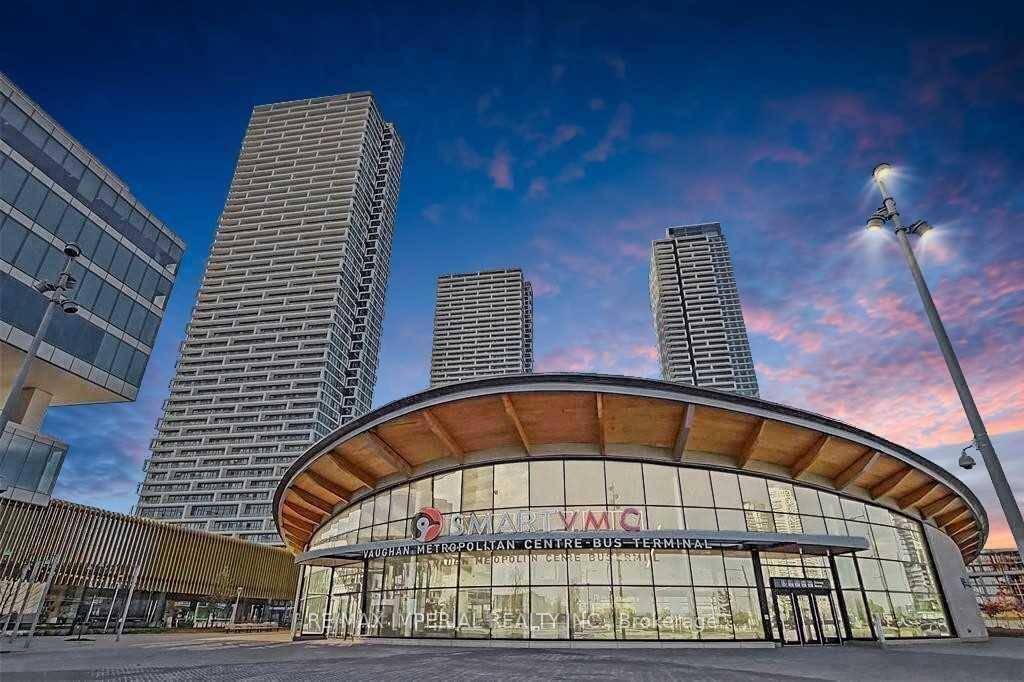 With Indoor amp ; Outdoor Furniture Or Without Furniture, Next To Bus And Subway Station, Close To YmcaWalmart Restaurants.