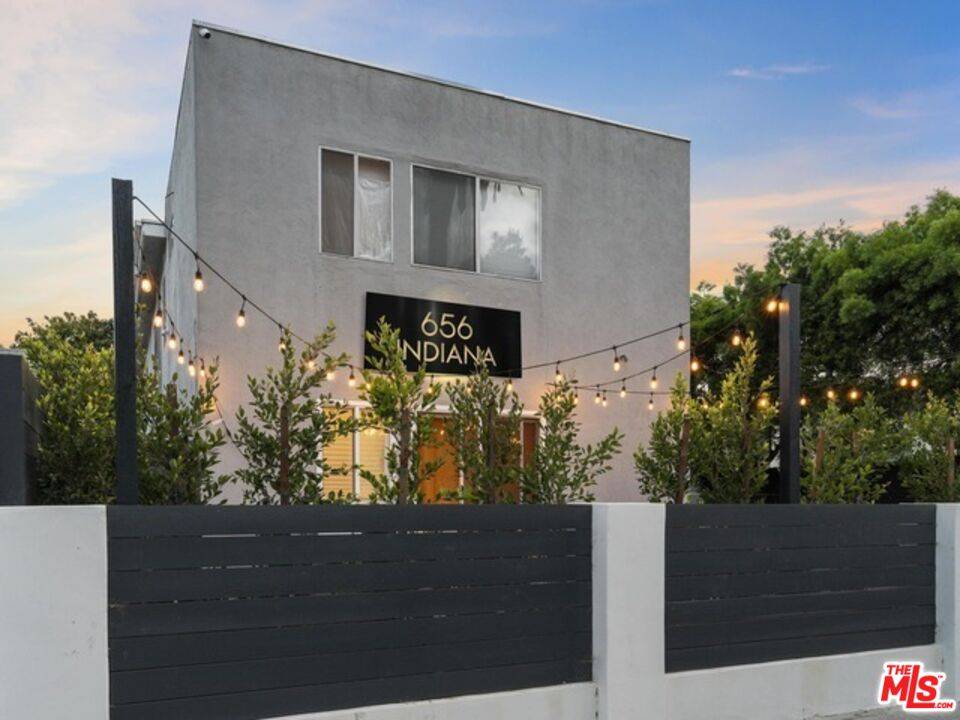 656 Indiana Ave 14BR Marina Del Rey La