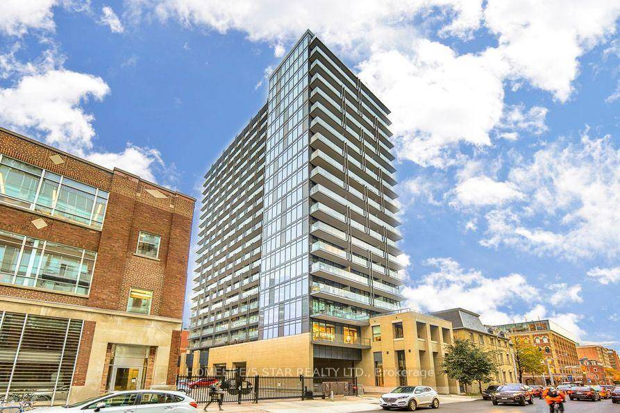 Step into this stylish and modern 1 bedroom suite located in the highly desirable Post House Condominium, perfectly positioned at George Street and Adelaide Street East.