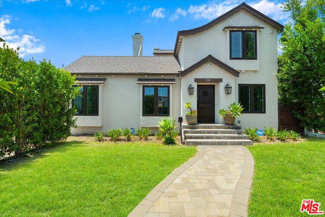 207  N Doheny Dr 4BR Beverly Grove La