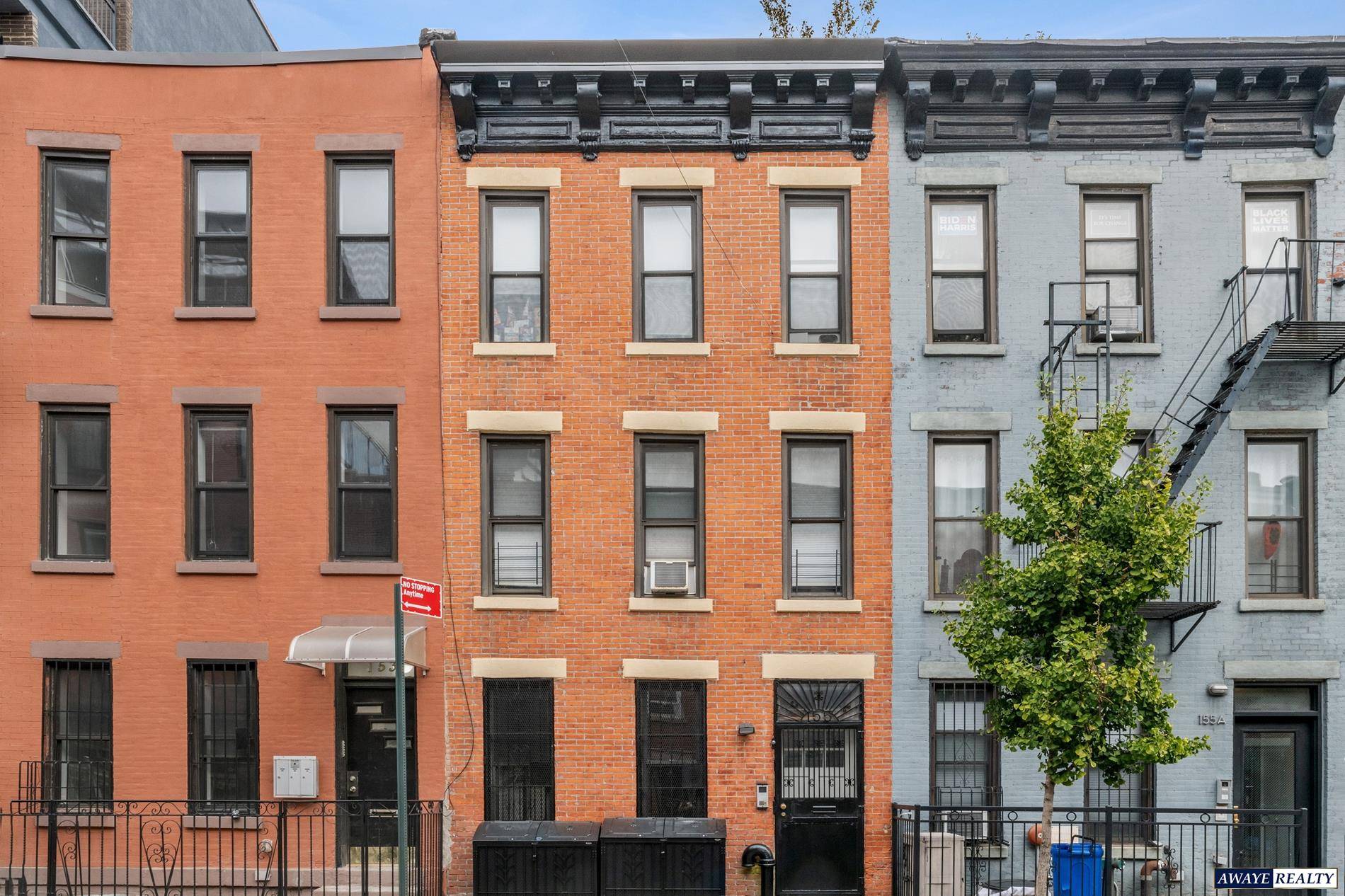 Dream Investment or Ideal Living Space !