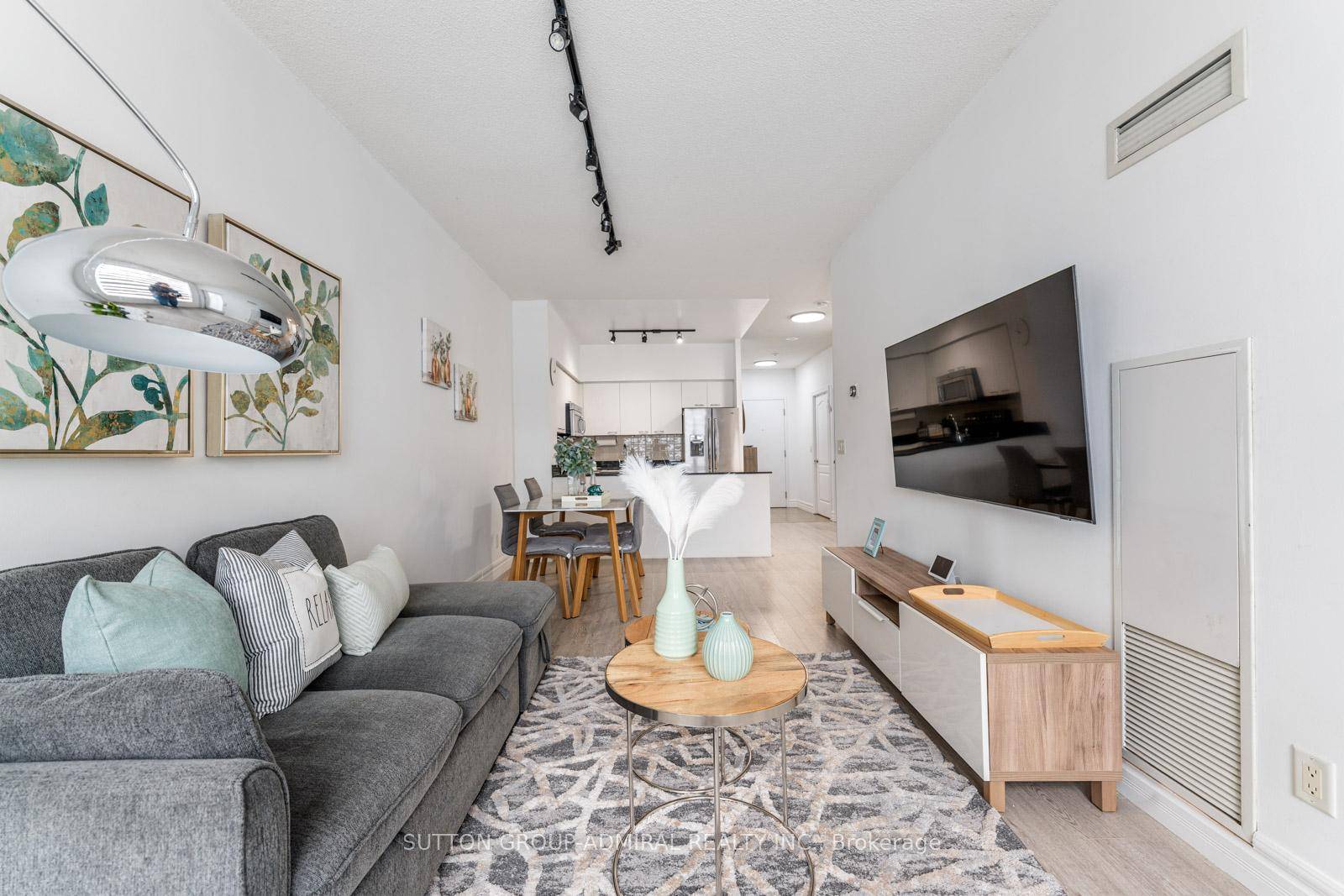 Located in the prime area of Markham, 48 Suncrest Blvd 116 is a charming 1 bed den, 1 bath unit on the first floor, offering a seamless and functional layout.