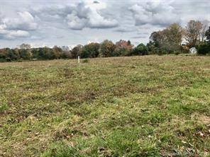 Welcome to Lake Winnemaug Estates, New 4 lot subdivision.
