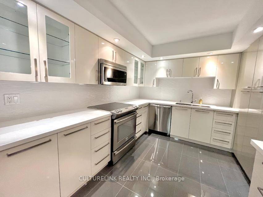 All utilities included ! Big and beautiful unit with preferred split bedroom layout.