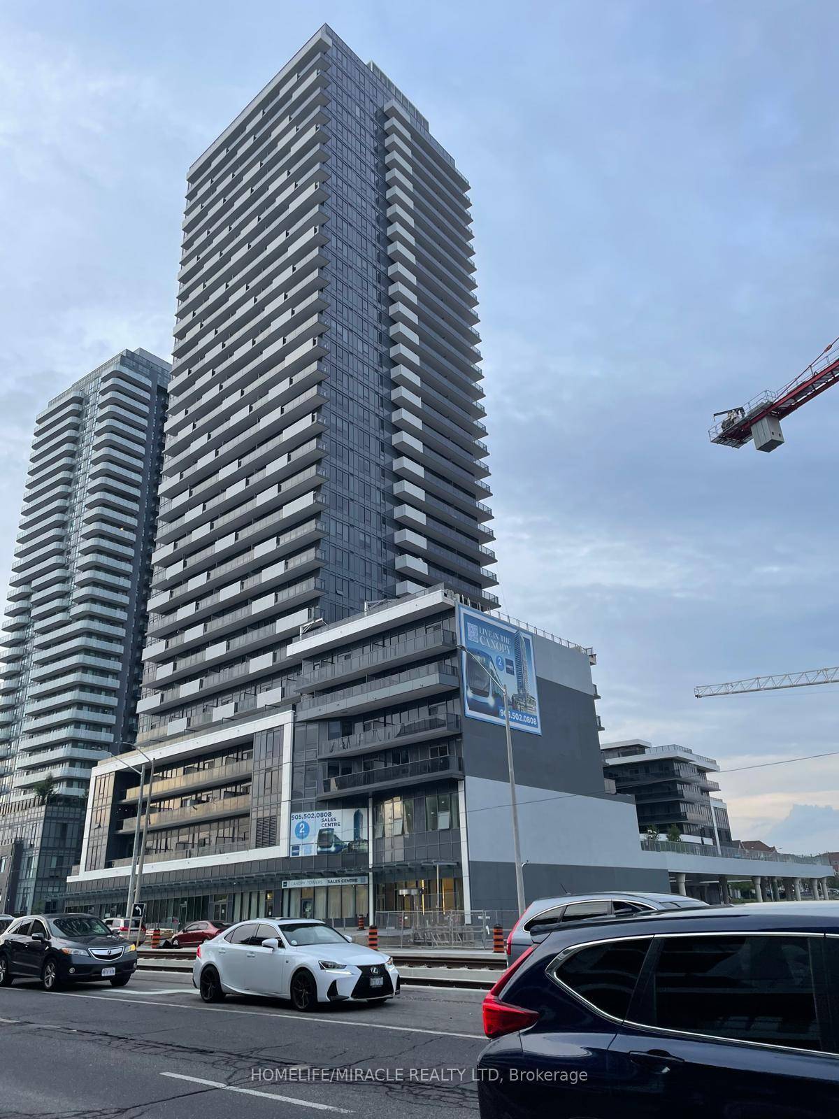 Welcome to Canopy your new home in the heart of the city !