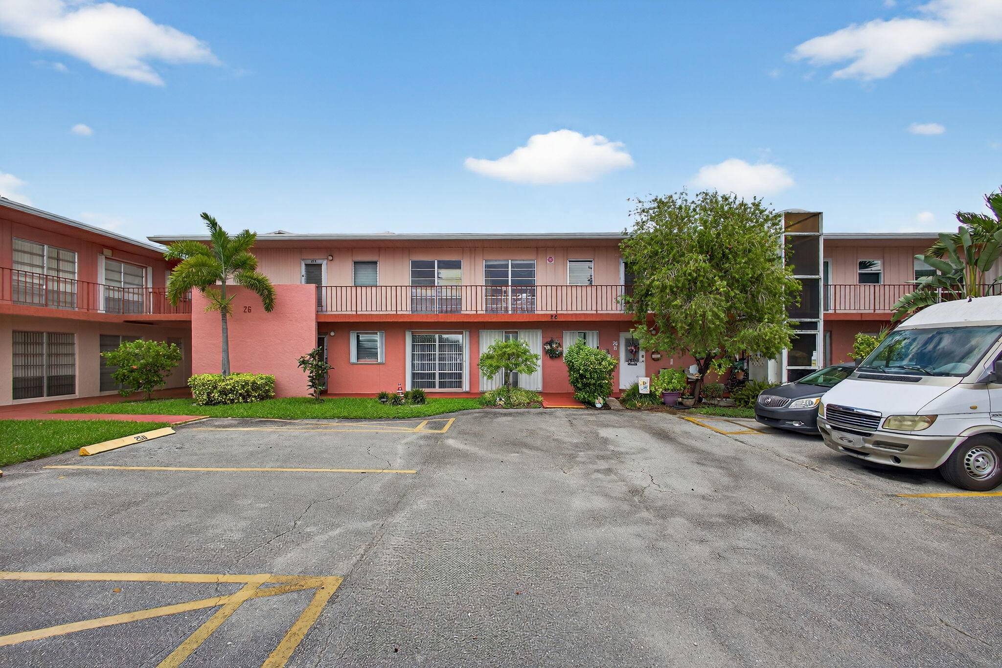 LARGE SUN FILLED 1 BED 1 AND A HALF BATHS CONDO ON THE SECOND FLOOR IN BUILDING WITH A LIFT.