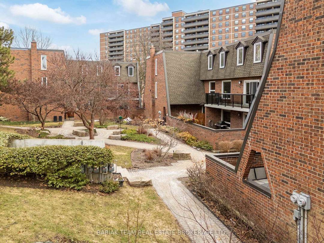 Welcome to an exceptional private enclave, nestled among mature trees, lush amp ; landscaped gardens.